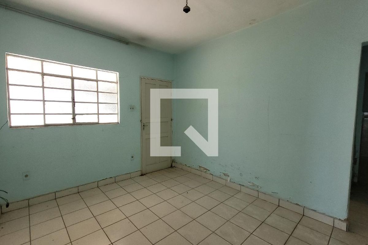Casa à Venda - Jardim Chapadão, 4 Quartos,  256 m2 em , Campinas - sp | SoloBR