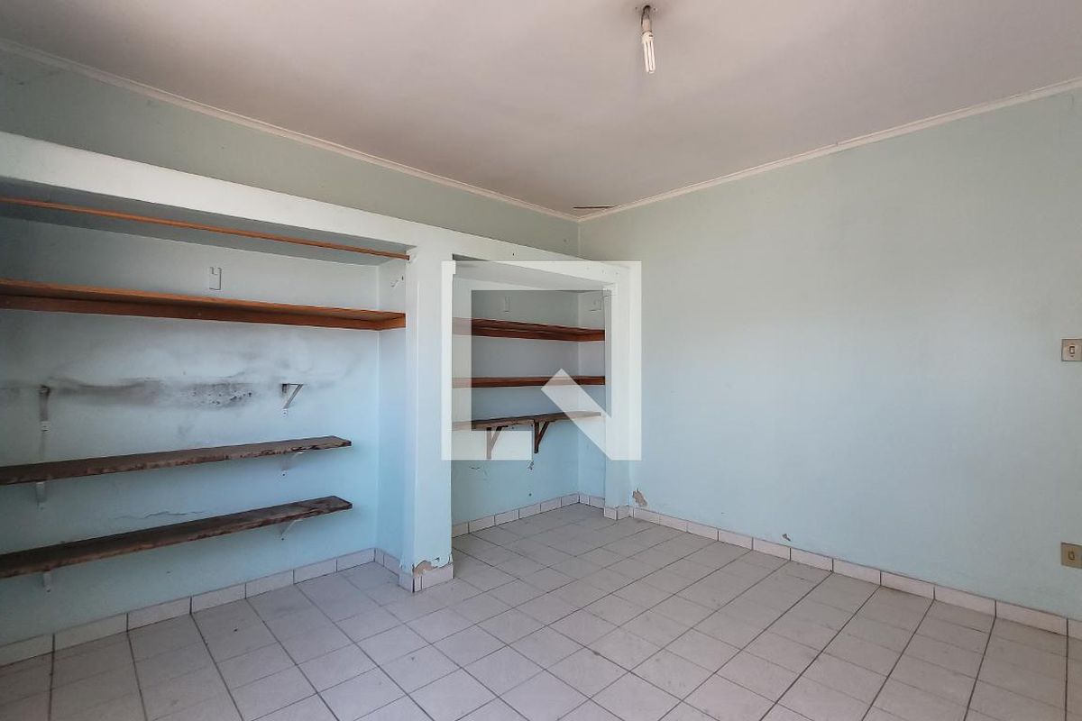 Casa à Venda - Jardim Chapadão, 4 Quartos,  256 m2 em , Campinas - sp | SoloBR