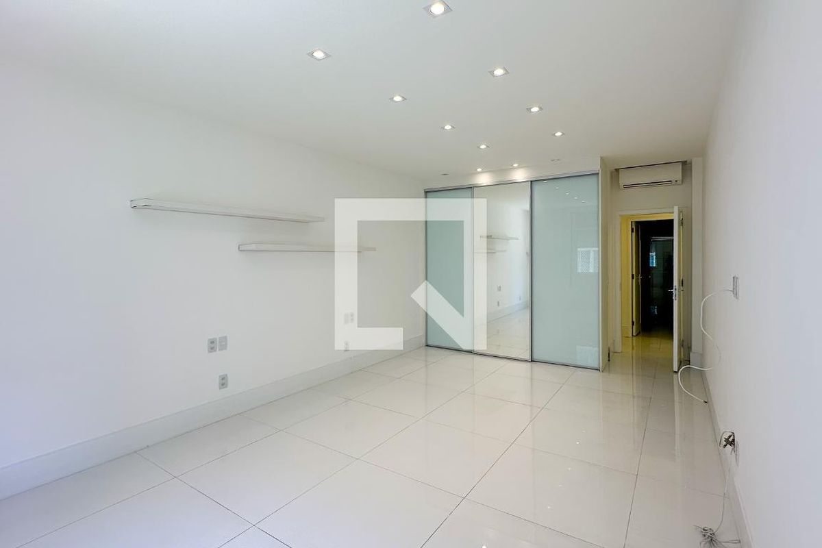Apartamento, 4 quartos, 240 m² - Foto 42