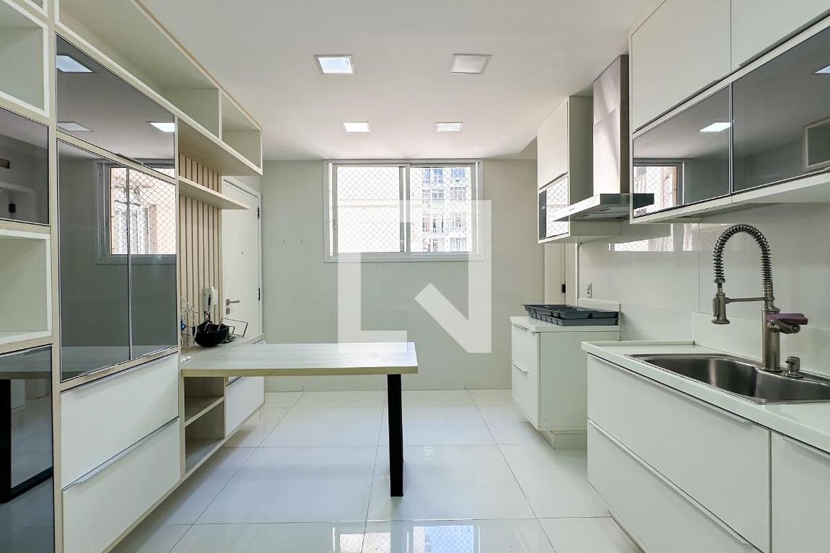 Apartamento, 4 quartos, 240 m² - Foto 94