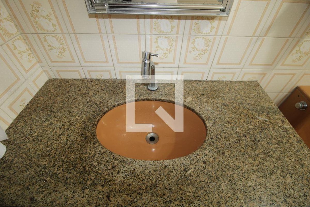 Apartamento à Venda - Bosque, 2 Quartos,  70 m2 em , Campinas - sp | SoloBR