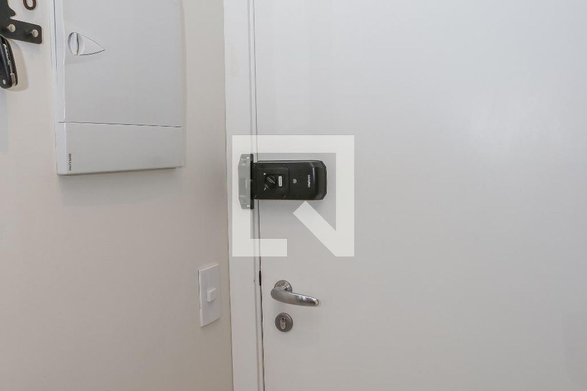 Apartamento, 2 quartos, 69 m² - Foto 2
