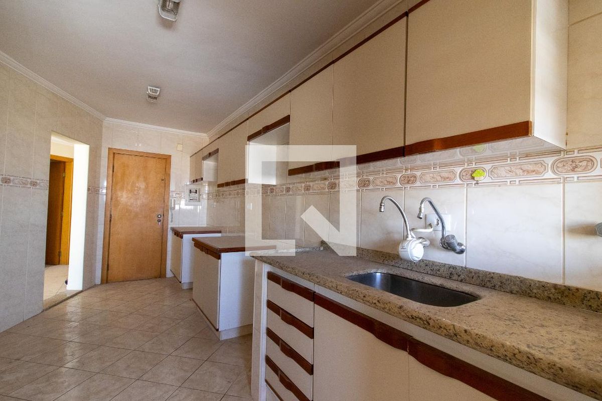 Apartamento à Venda - Centro, 2 Quartos,  101 m2 em , Campinas - sp | SoloBR