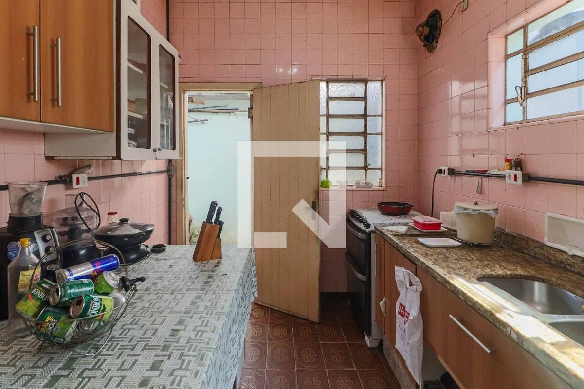 Casa, 3 quartos, 285 m² - Foto 48