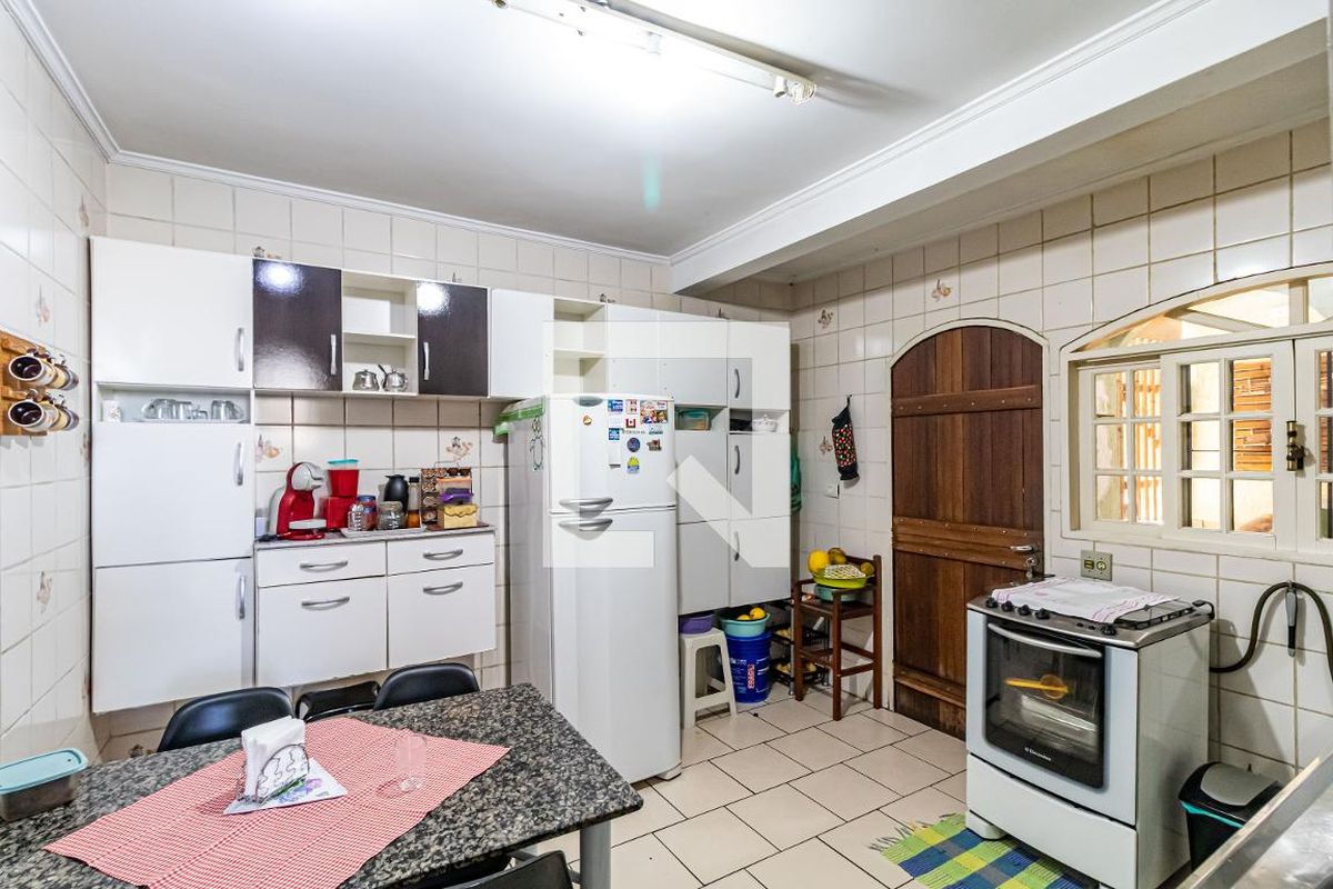 Casa, 3 quartos, 237 m² - Foto 77