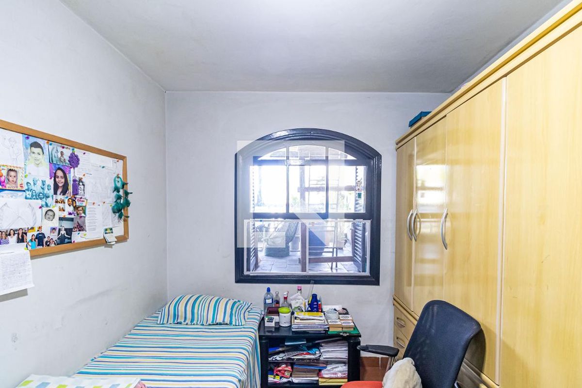 Casa, 3 quartos, 237 m² - Foto 43