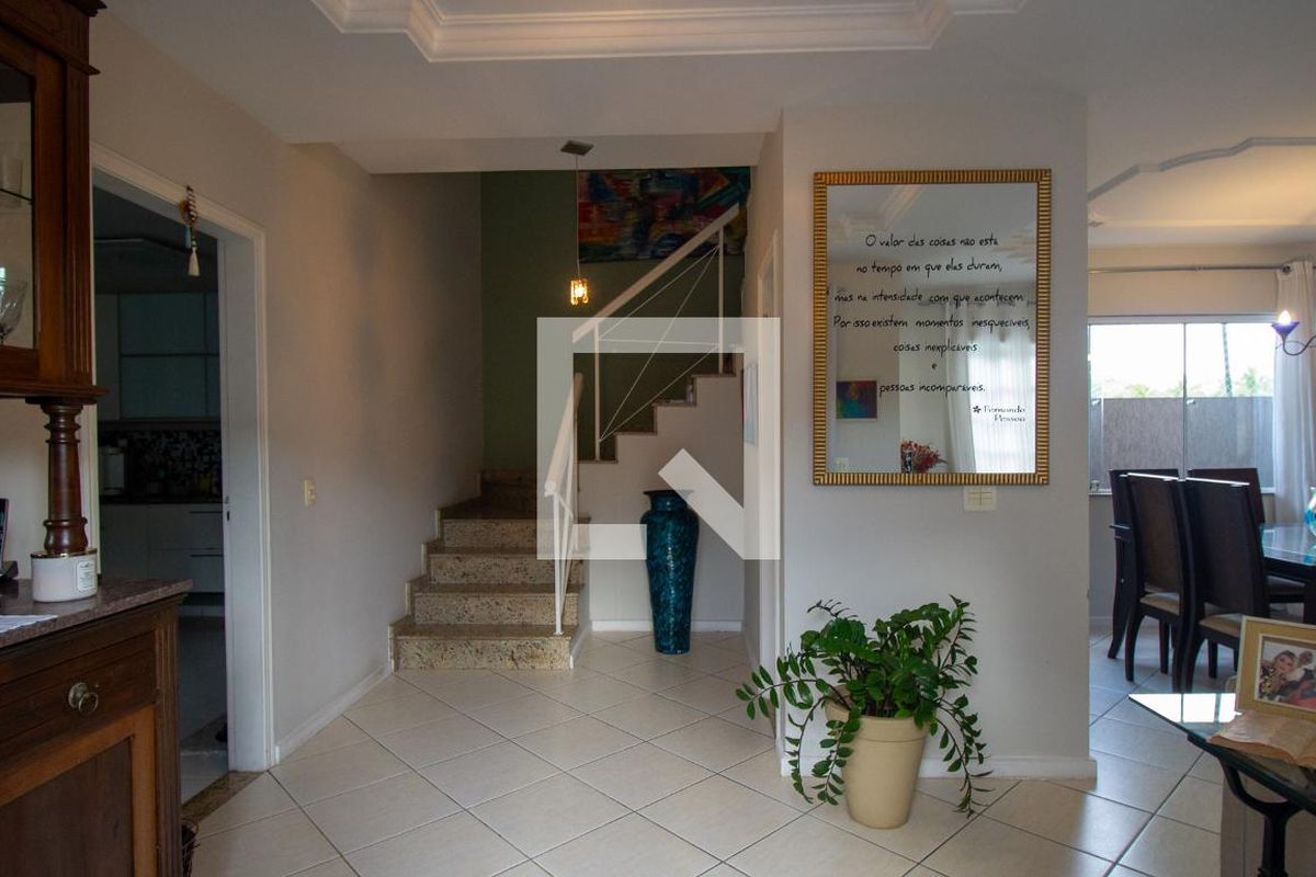 Casa, 3 quartos, 285 m² - Foto 2