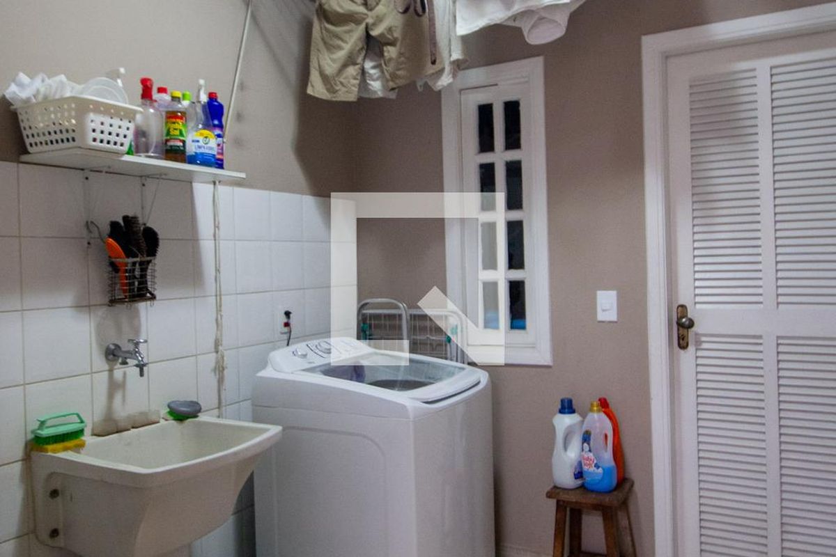 Casa, 3 quartos, 285 m² - Foto 50