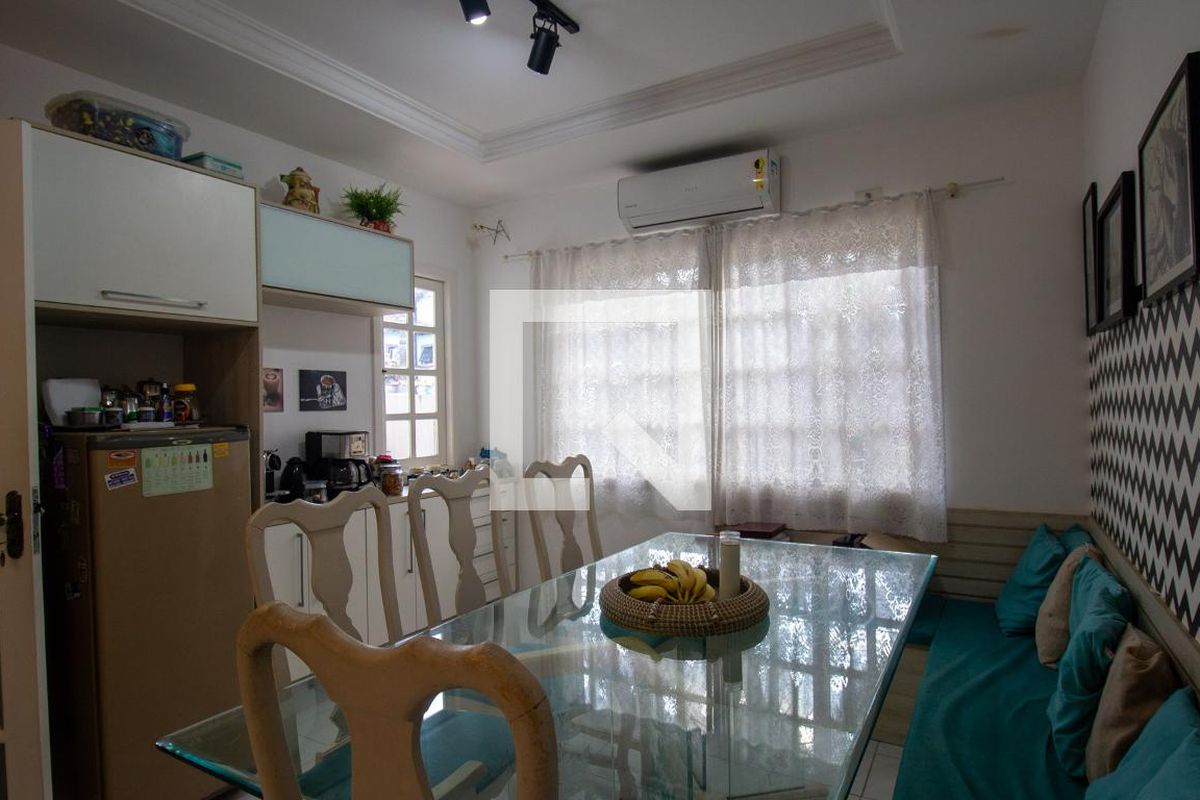 Casa, 3 quartos, 285 m² - Foto 46