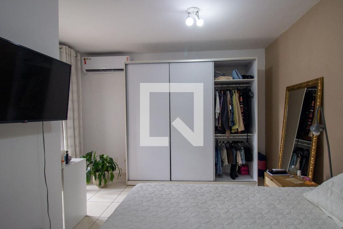 Casa, 3 quartos, 285 m² - Foto 26