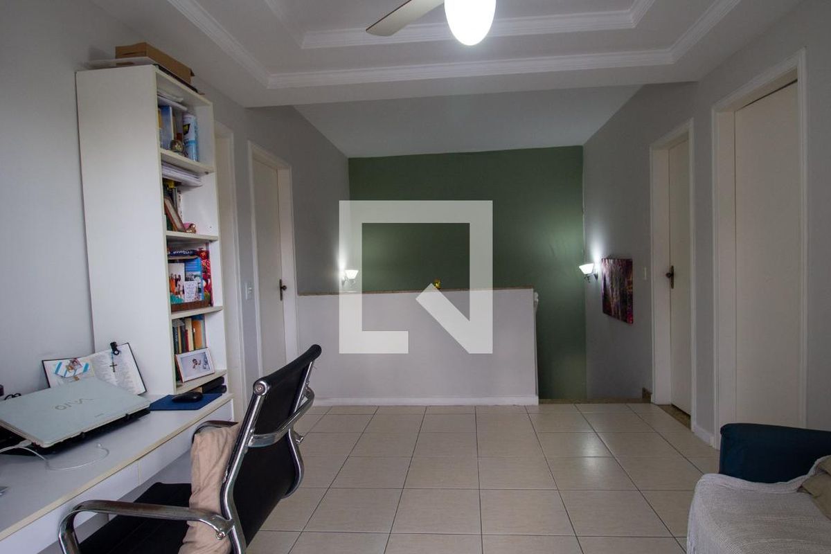 Casa, 3 quartos, 285 m² - Foto 12