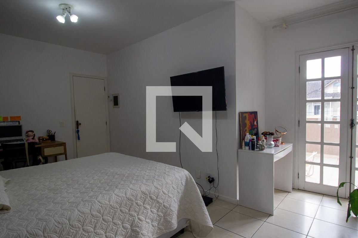 Casa, 3 quartos, 285 m² - Foto 27