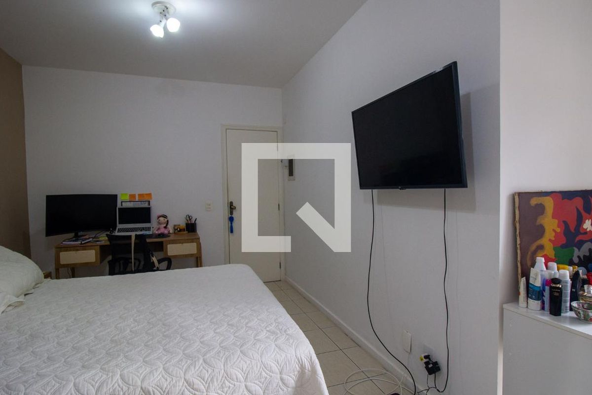 Casa, 3 quartos, 285 m² - Foto 28