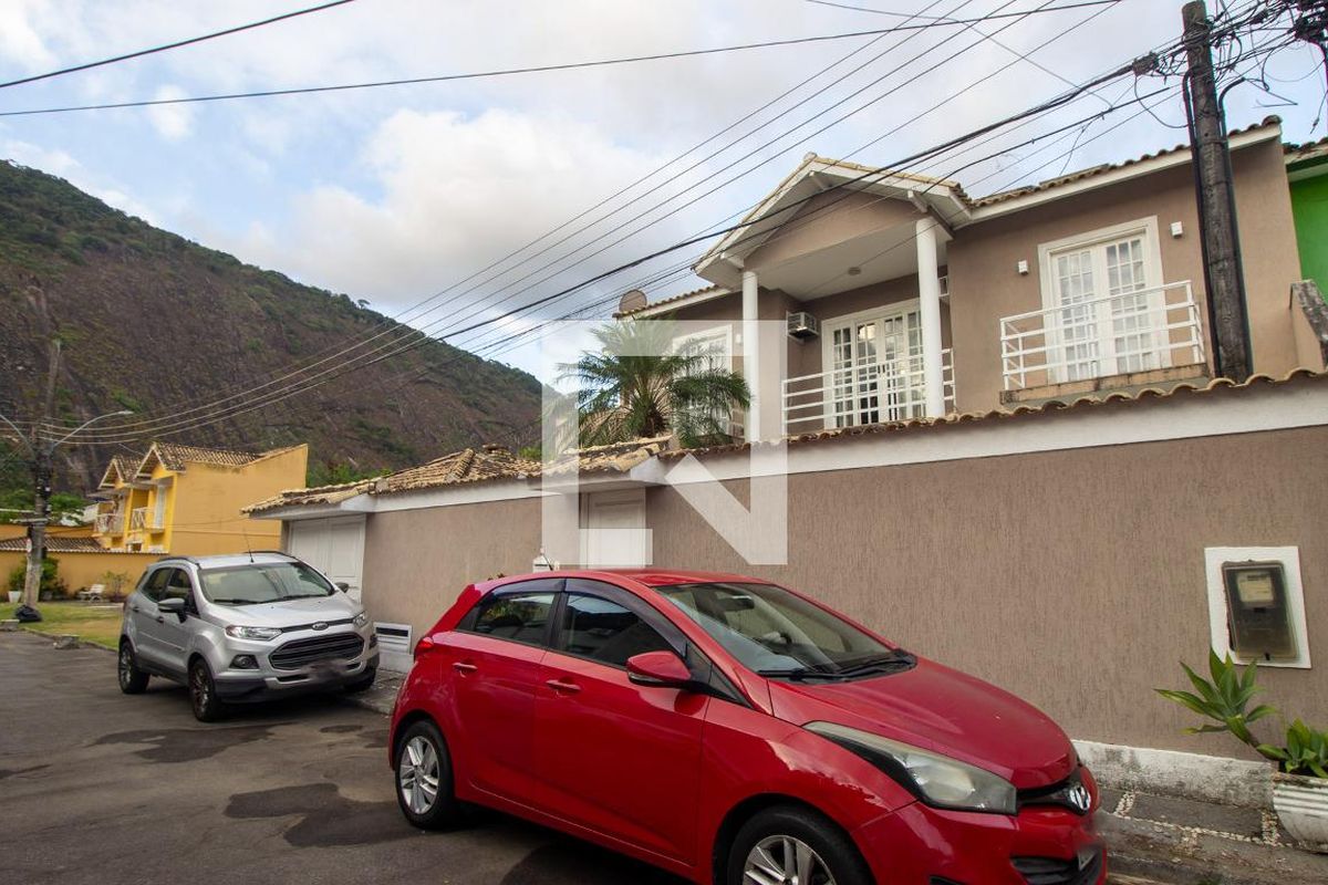 Casa, 3 quartos, 285 m² - Foto 64