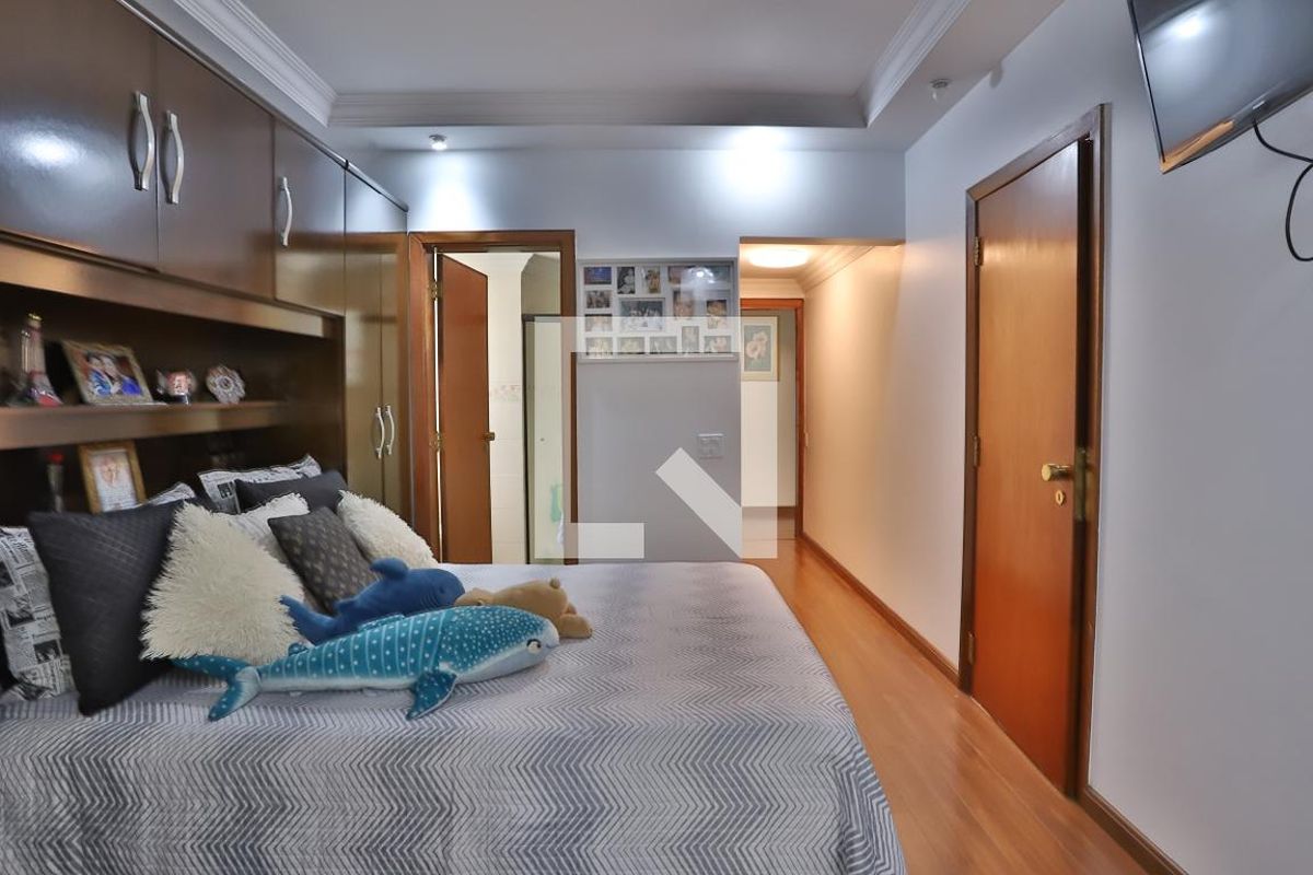 Apartamento, 3 quartos, 220 m² - Foto 35