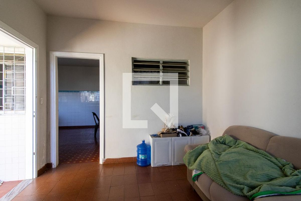 Casa à Venda - Taquaral, 2 Quartos,  300 m2 em , Campinas - sp | SoloBR