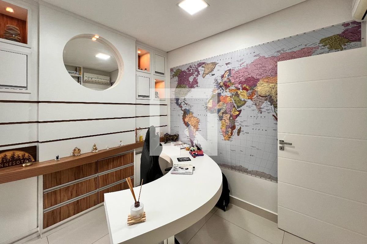 Casa à Venda - Swiss Park, 3 Quartos,  250 m2 em , Campinas - sp | SoloBR