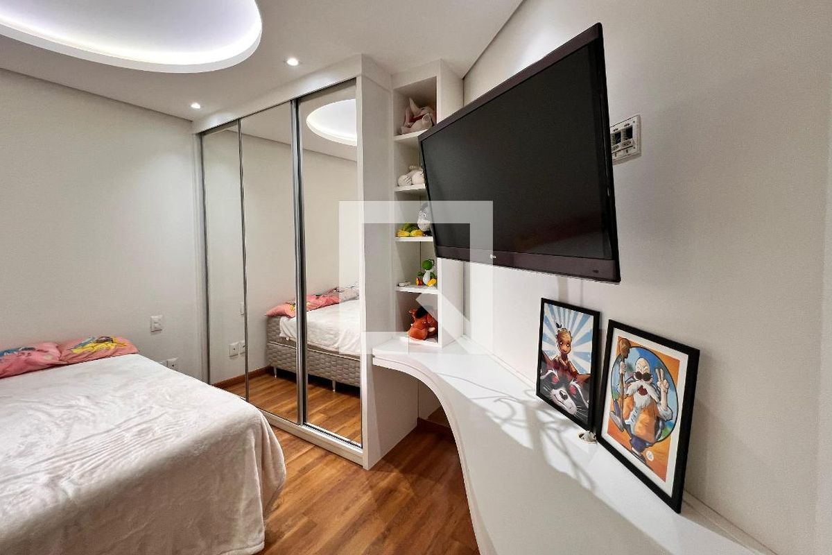 Casa à Venda - Swiss Park, 3 Quartos,  250 m2 em , Campinas - sp | SoloBR
