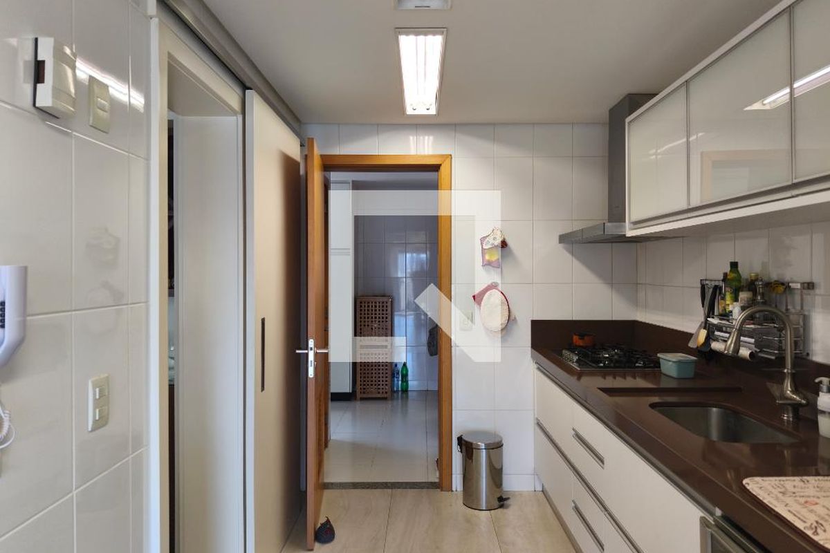 Apartamento, 3 quartos, 140 m² - Foto 120