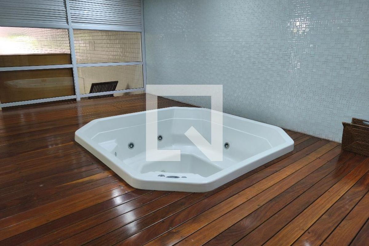 Apartamento, 3 quartos, 140 m² - Foto 182