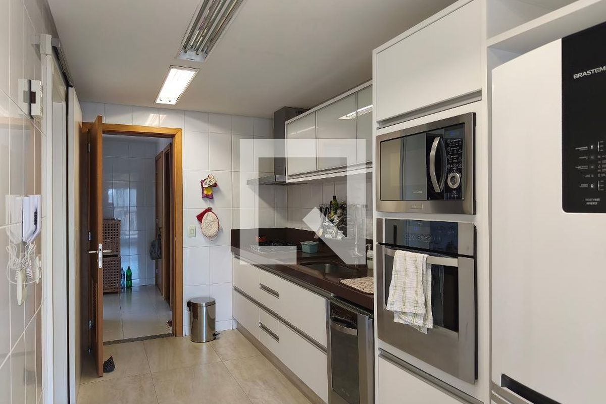 Apartamento, 3 quartos, 140 m² - Foto 118