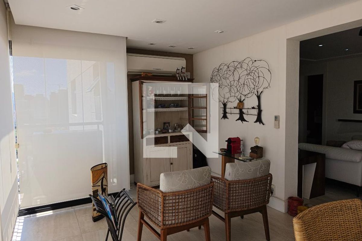 Apartamento, 3 quartos, 140 m² - Foto 144