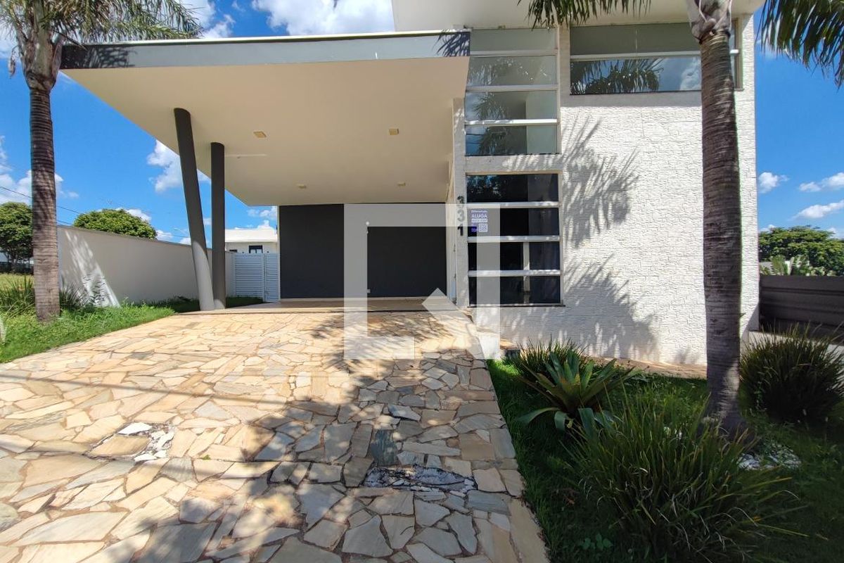 Casa à Venda - Swiss Park, 3 Quartos,  200 m2 em , Campinas - sp | SoloBR