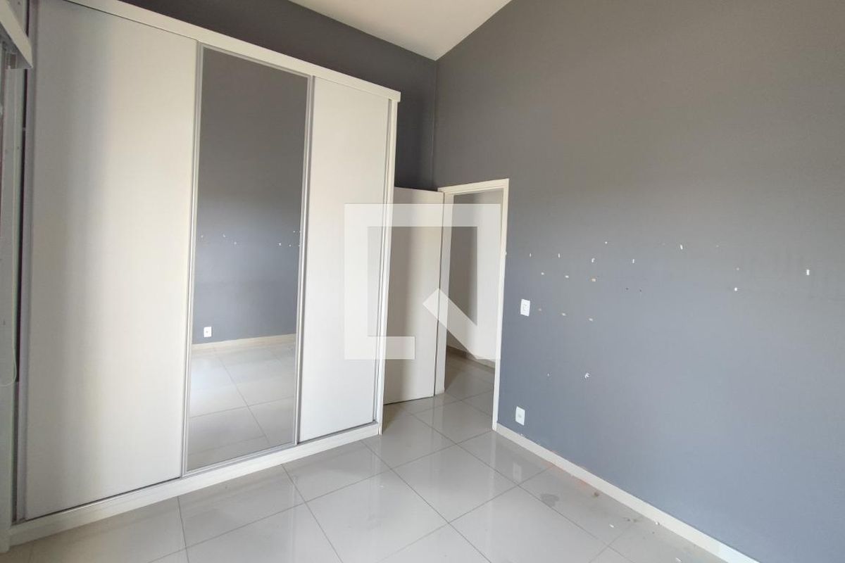Casa à Venda - Swiss Park, 3 Quartos,  200 m2 em , Campinas - sp | SoloBR