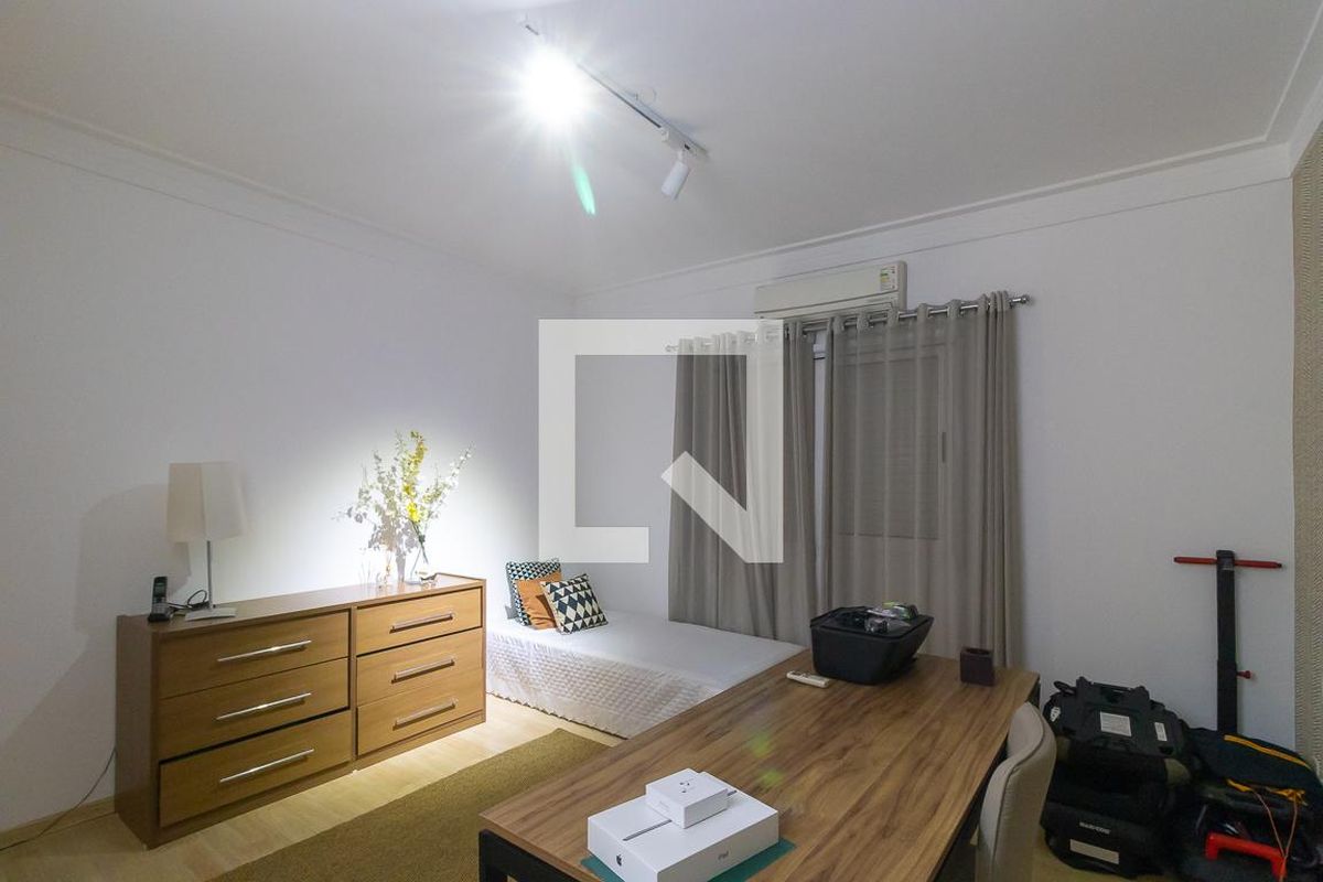 Casa à Venda - Parque Prado, 4 Quartos,  365 m2 em , Campinas - sp | SoloBR