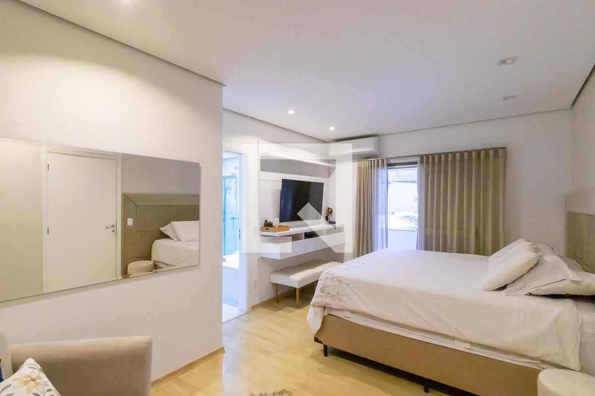 Casa à Venda - Parque Prado, 4 Quartos,  365 m2 em , Campinas - sp | SoloBR