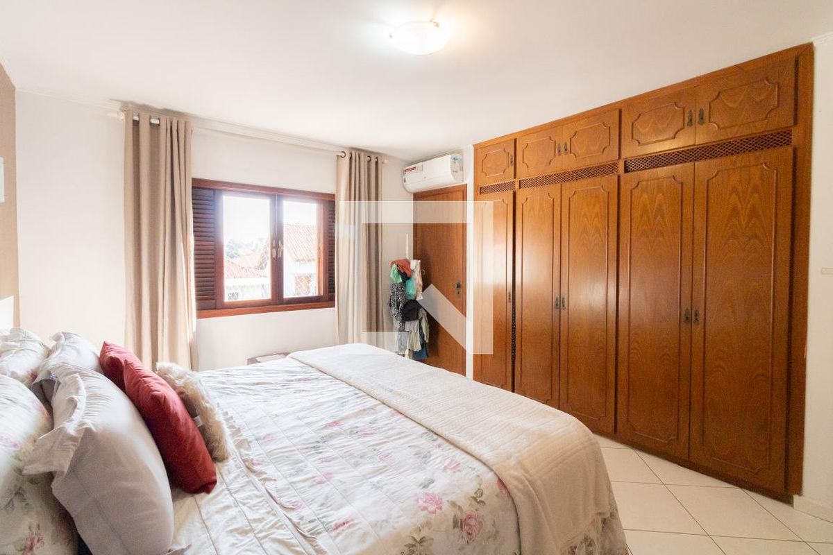 Casa, 4 quartos, 332 m² - Foto 48