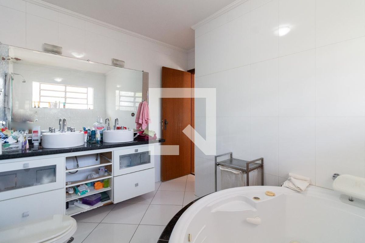 Casa, 4 quartos, 332 m² - Foto 60