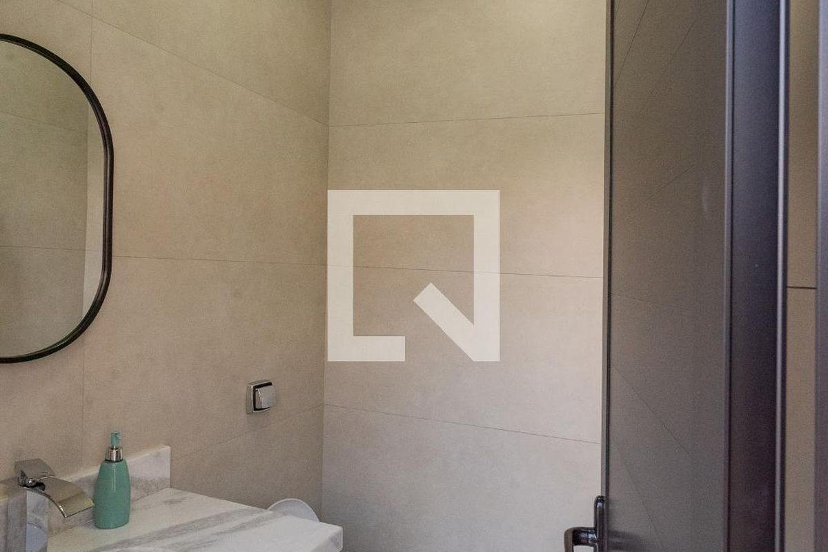 Casa à Venda - Swiss Park, 4 Quartos,  225 m2 em , Campinas - sp | SoloBR