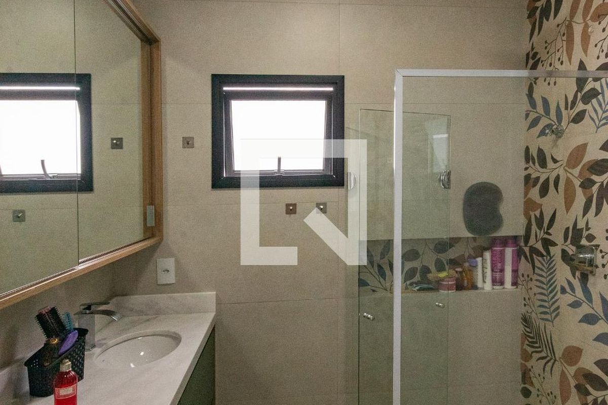 Casa à Venda - Swiss Park, 4 Quartos,  225 m2 em , Campinas - sp | SoloBR