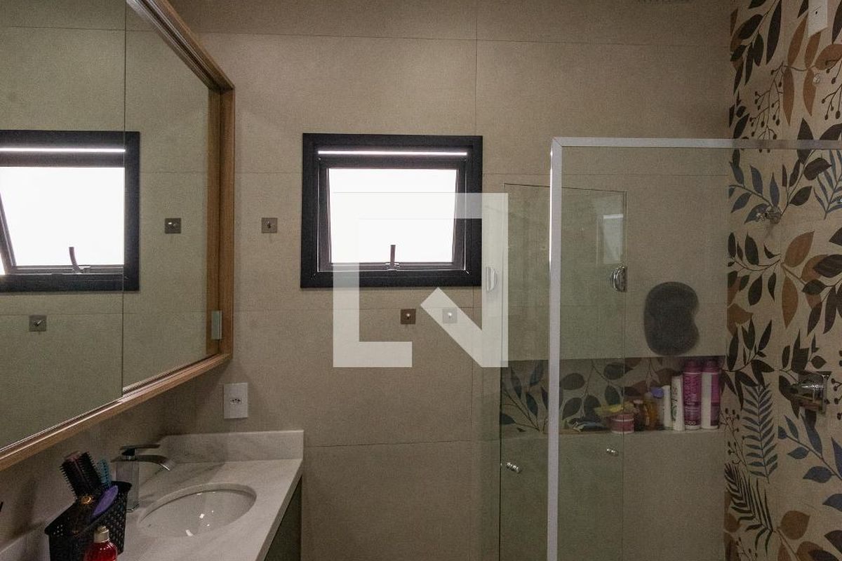 Casa à Venda - Swiss Park, 4 Quartos,  225 m2 em , Campinas - sp | SoloBR