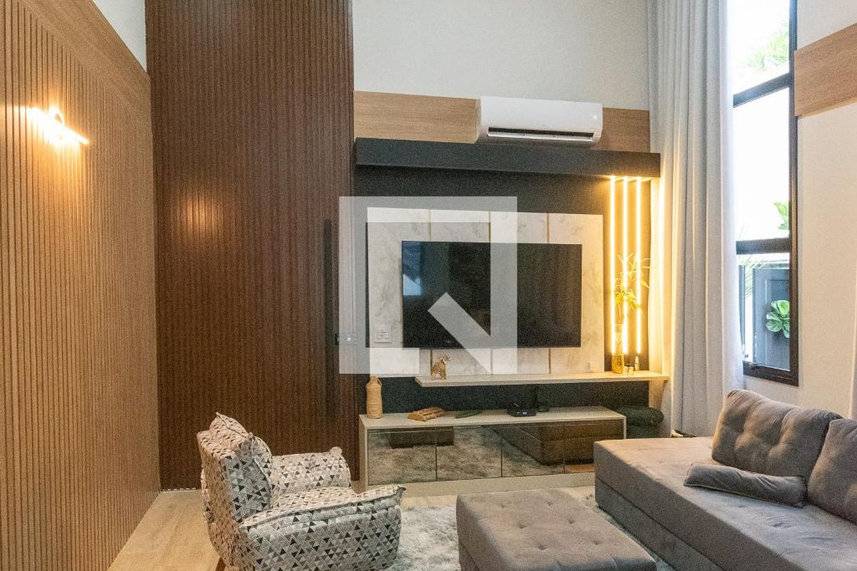 Casa à Venda - Swiss Park, 4 Quartos,  225 m2 em , Campinas - sp | SoloBR