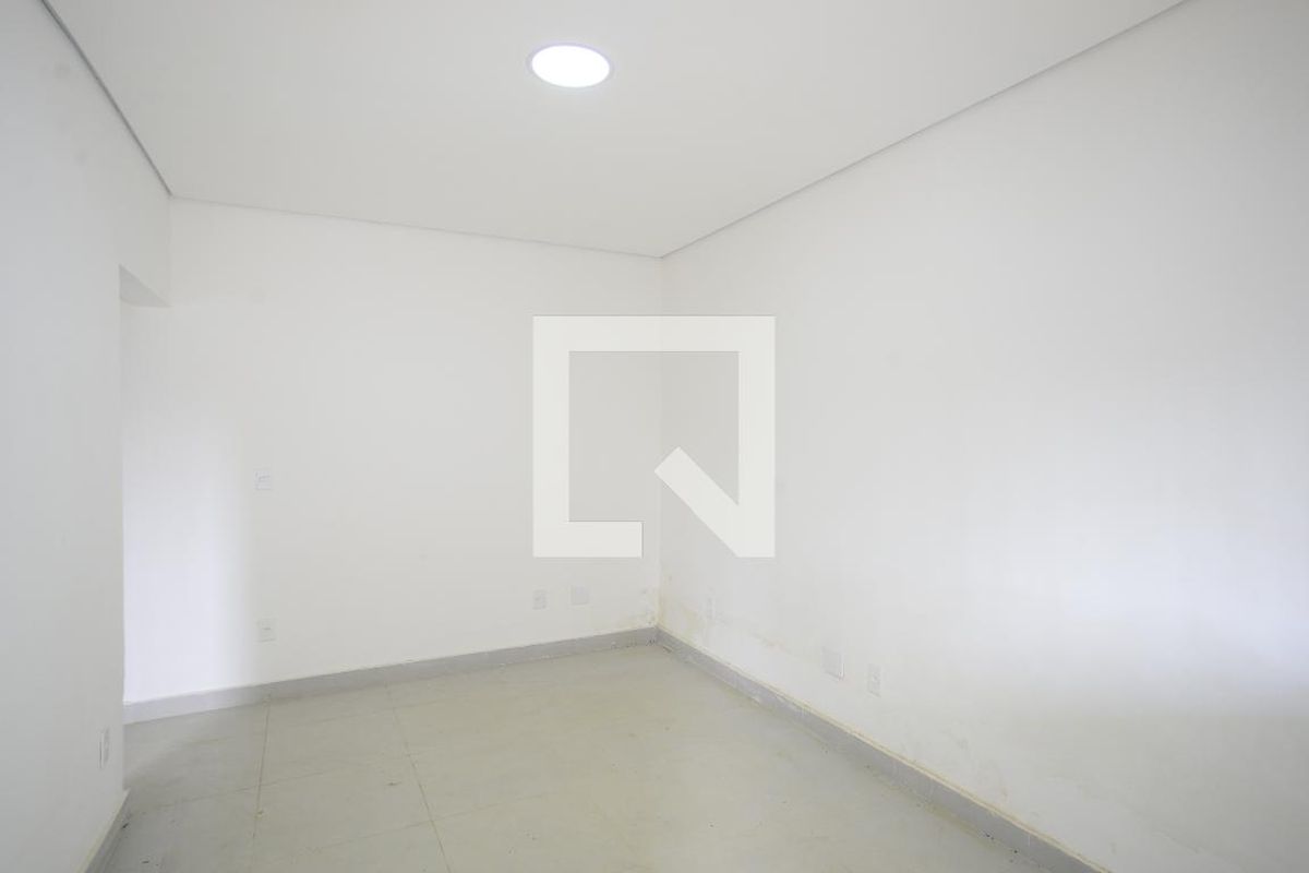 Casa, 4 quartos, 190 m² - Foto 2
