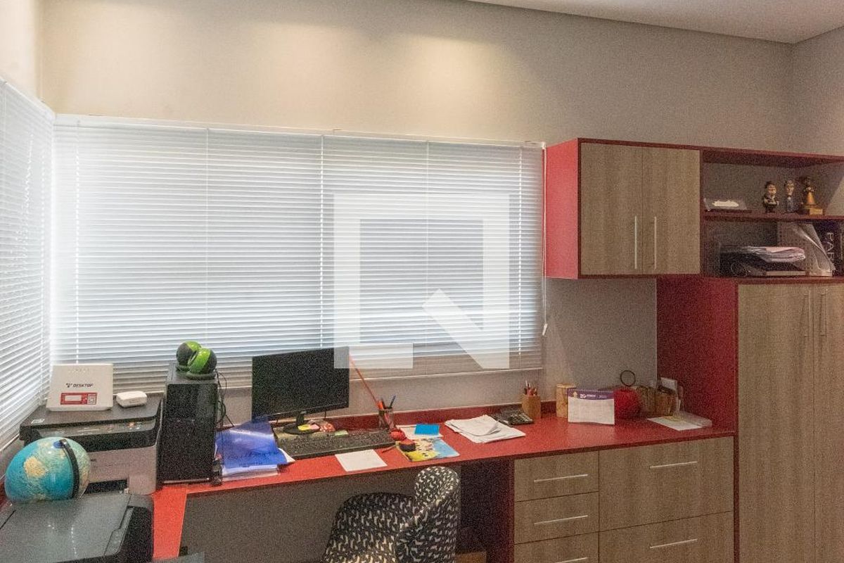 Casa à Venda - Swiss Park, 3 Quartos,  405 m2 em , Campinas - sp | SoloBR