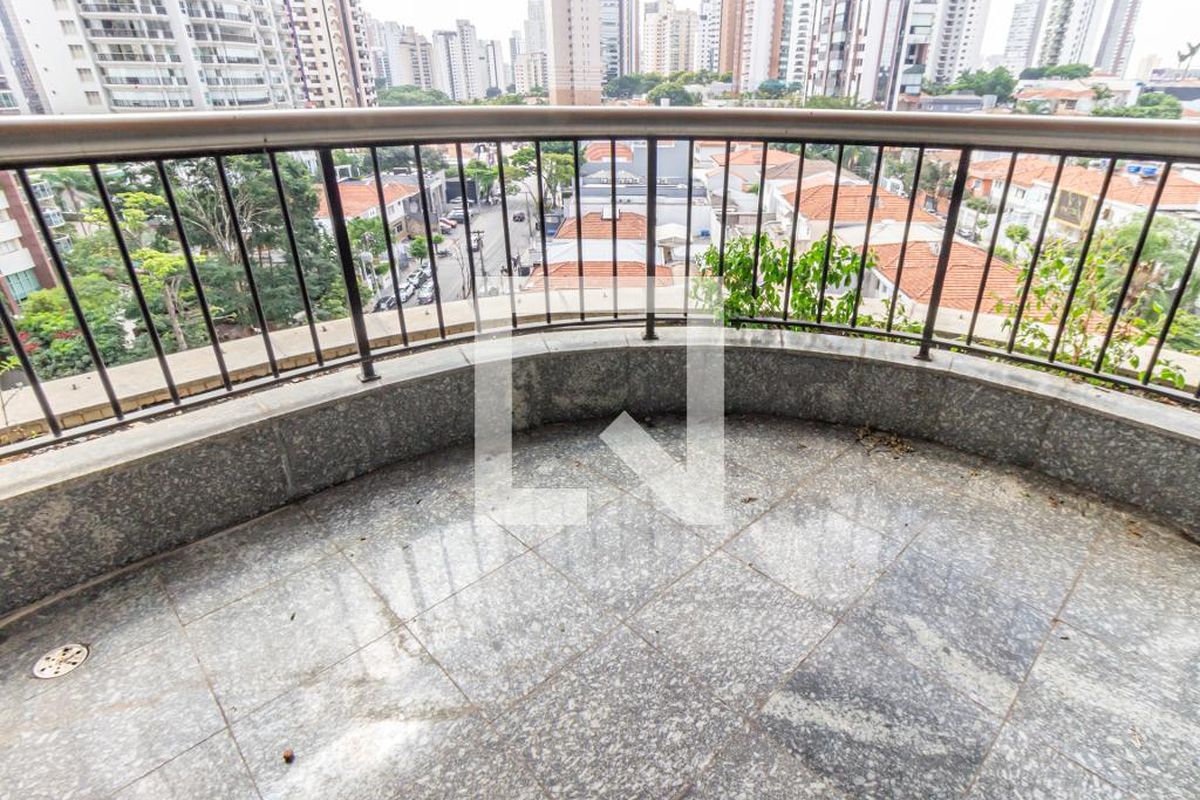 Apartamento, 4 quartos, 234 m² - Foto 32