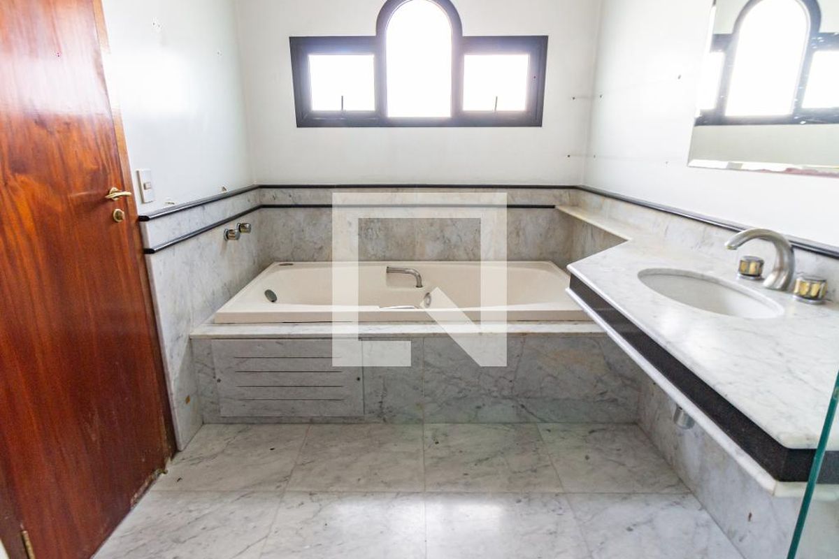 Apartamento, 4 quartos, 234 m² - Foto 62