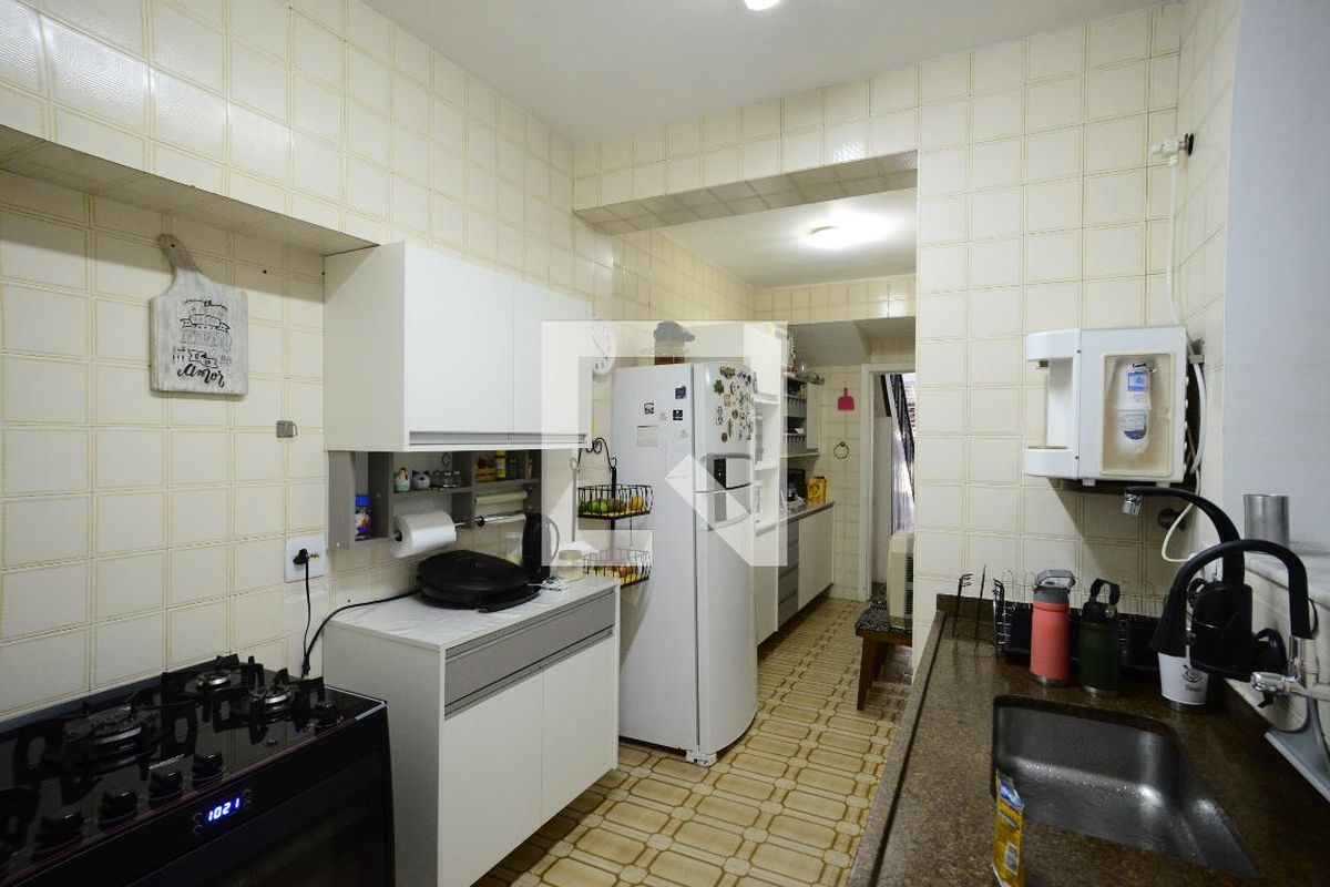 Casa, 4 quartos, 180 m² - Foto 44