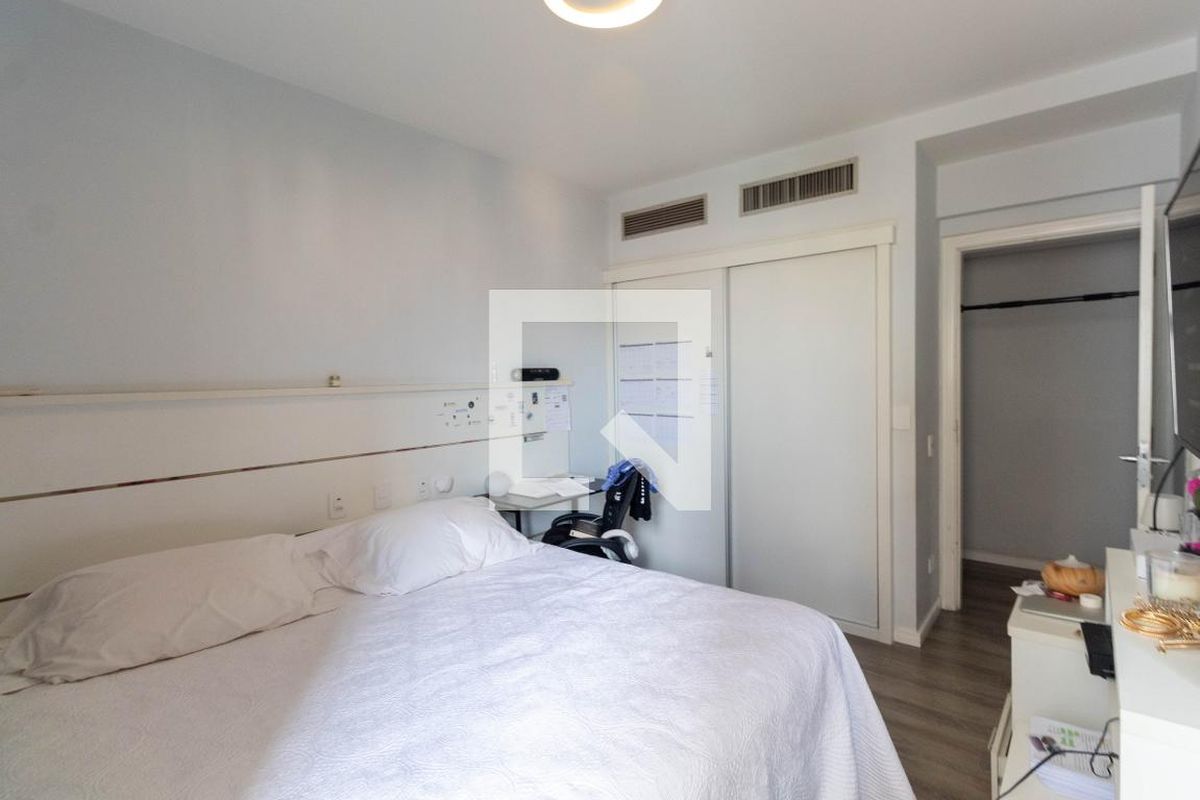 Apartamento, 4 quartos, 260 m² - Foto 21