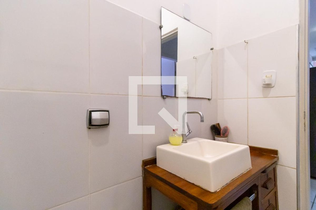 Casa à Venda - Taquaral, 2 Quartos,  172 m2 em , Campinas - sp | SoloBR