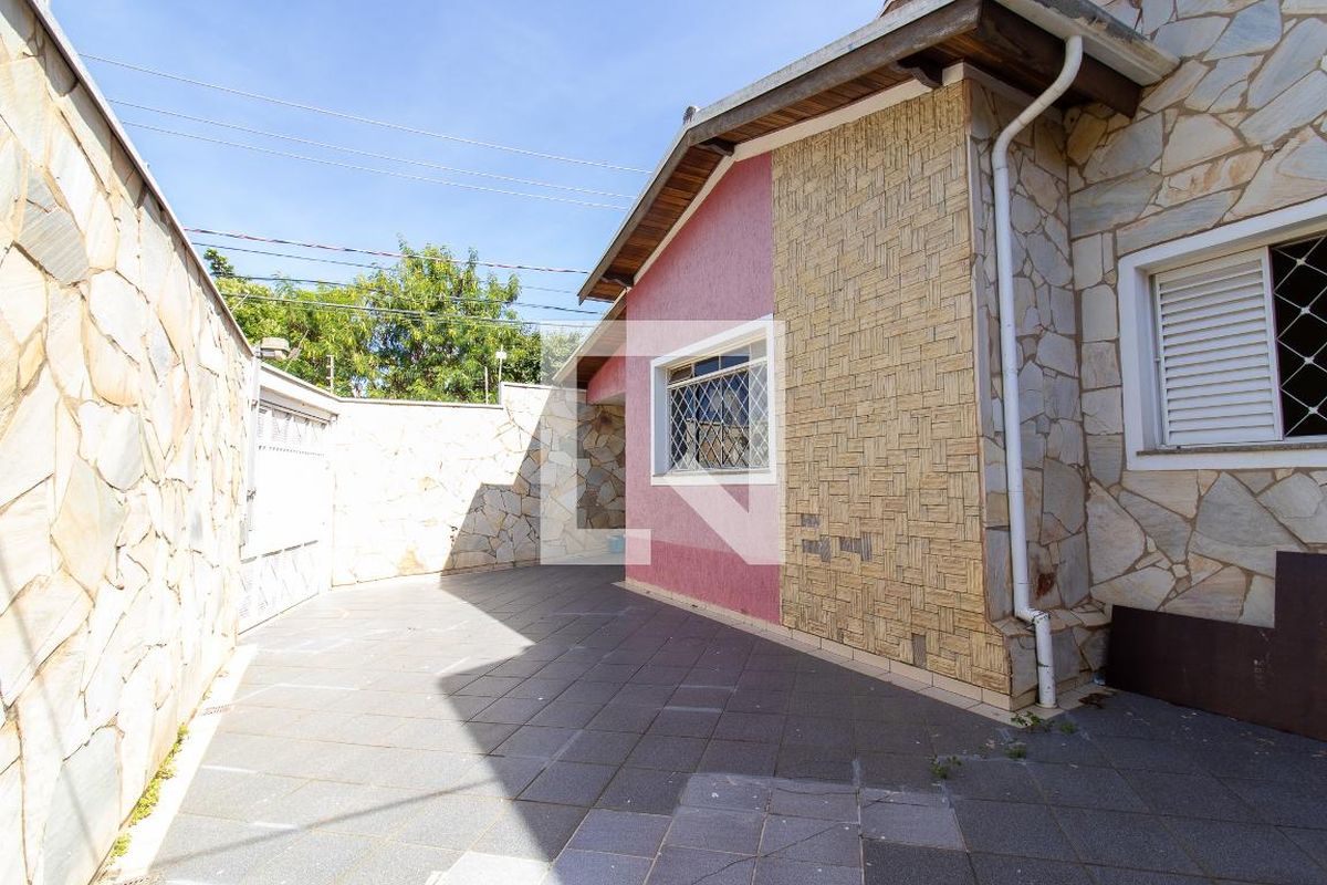 Casa à Venda - Taquaral, 3 Quartos,  140 m2 em , Campinas - sp | SoloBR