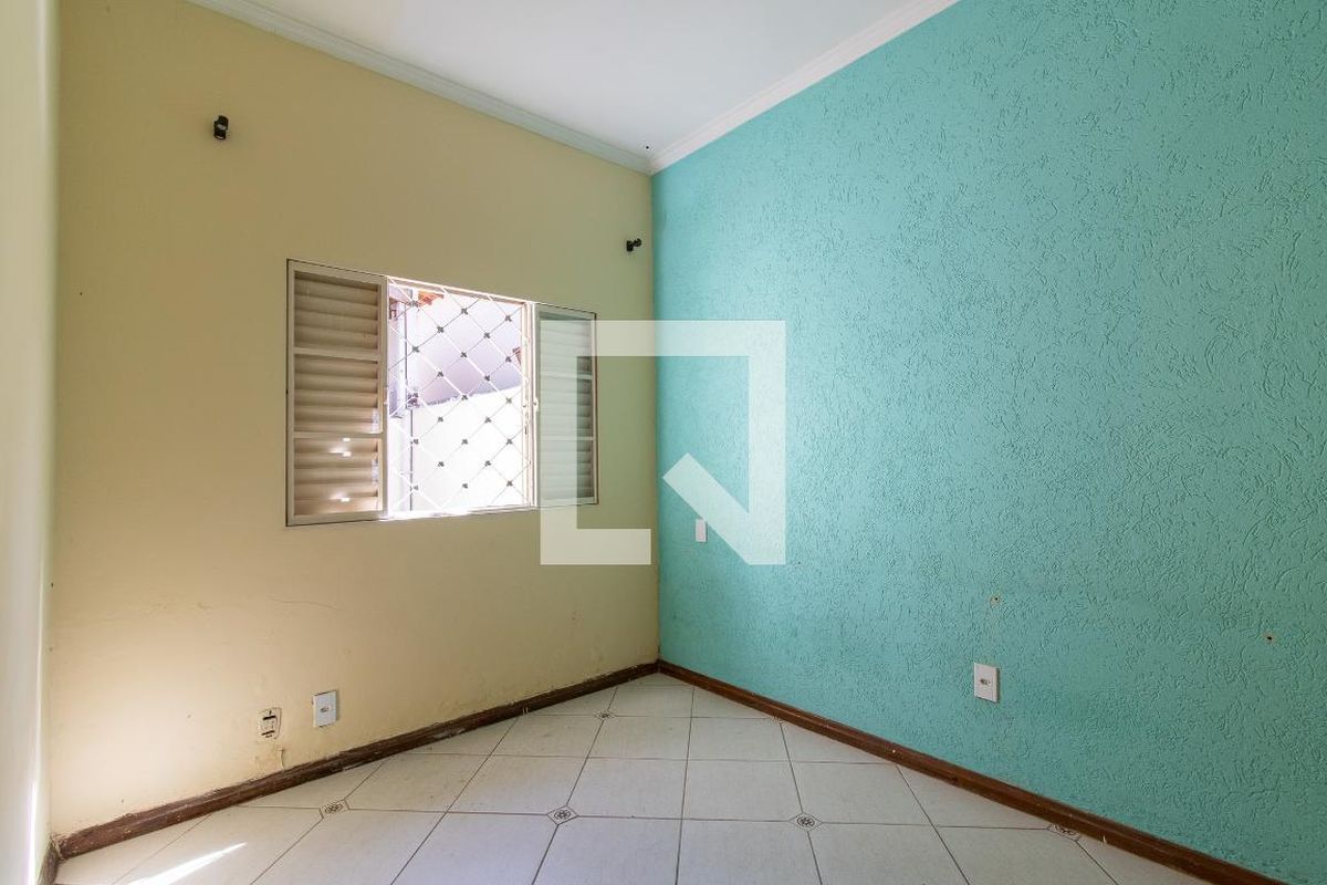 Casa à Venda - Taquaral, 3 Quartos,  140 m2 em , Campinas - sp | SoloBR