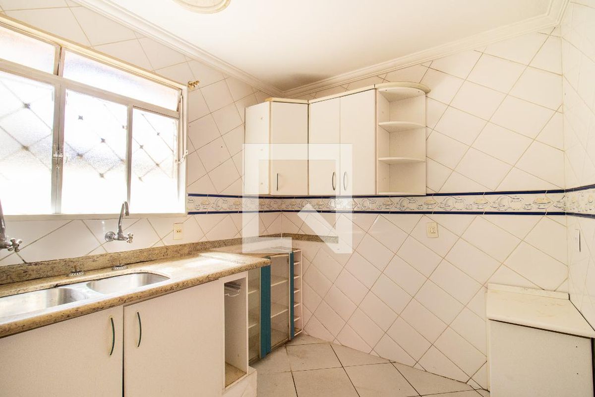 Casa à Venda - Taquaral, 3 Quartos,  140 m2 em , Campinas - sp | SoloBR