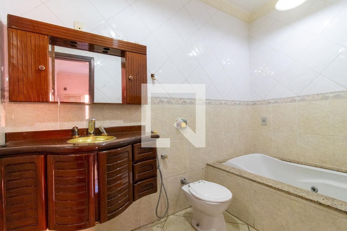 Casa à Venda - Taquaral, 3 Quartos,  140 m2 em , Campinas - sp | SoloBR