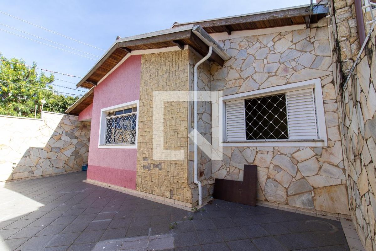 Casa à Venda - Taquaral, 3 Quartos,  140 m2 em , Campinas - sp | SoloBR