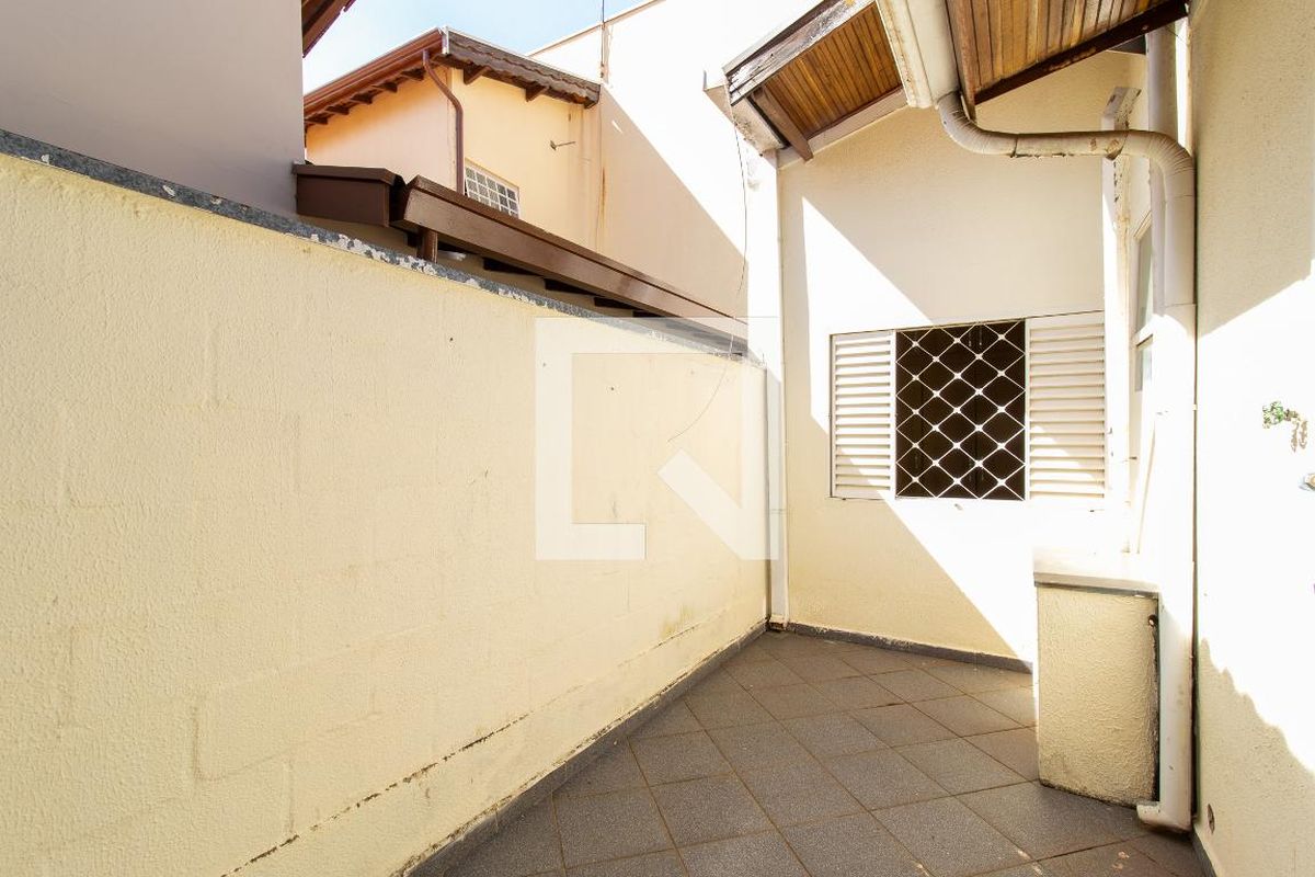 Casa à Venda - Taquaral, 3 Quartos,  140 m2 em , Campinas - sp | SoloBR