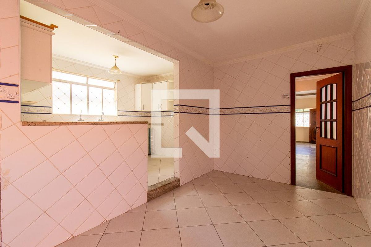 Casa à Venda - Taquaral, 3 Quartos,  140 m2 em , Campinas - sp | SoloBR